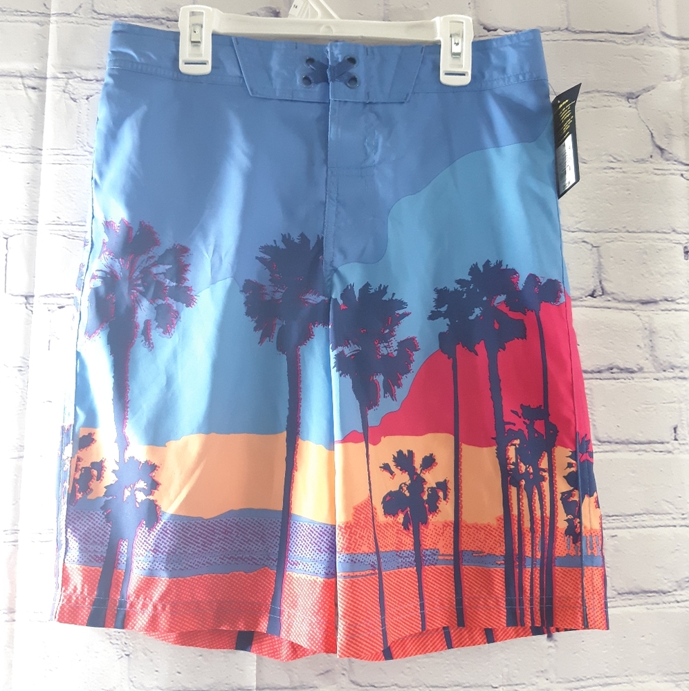 Boys swimming shorts NWT💦💦💦